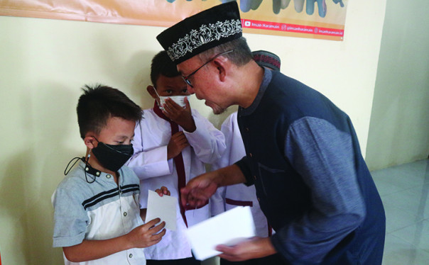 Sedekah Santunan Santri Yatim Dhuafa